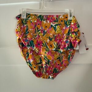 Anne Cole High Waist, mid rise, fold over Floral Women's Shorts xl